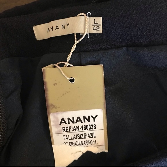 𝅺ANANY skirt size large. Navy blue.  Fits smaller. New with tags. - Picture 3 of 3
